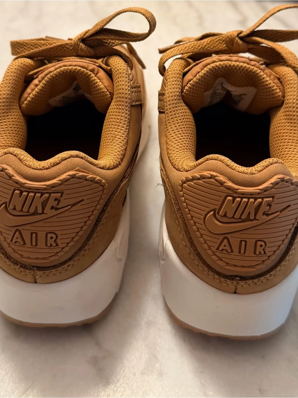 2024 Nike Air Max 90 GS Size 1.5Y – Flax/Sail/Flax – Brand New No Box